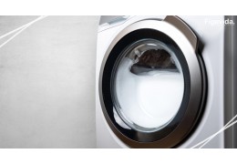 Troppa schiuma dalla lavatrice: perché succede e cosa fare