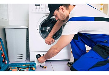 La lavatrice non centrifuga a fine programma? Cause e soluzioni