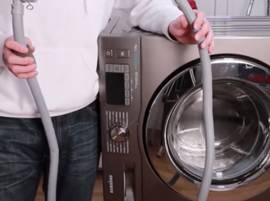 CONTROLLARE IL TUBO DI SCARICO