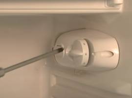 CONTROLLARE LA MANOPOLA DEL TERMOSTATO